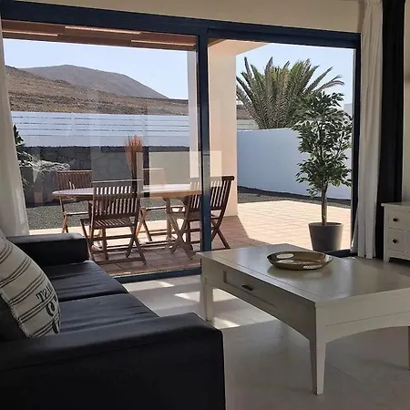 Miramar A10 Beautiful Modern With Private Heated Pool Wifi Villa *